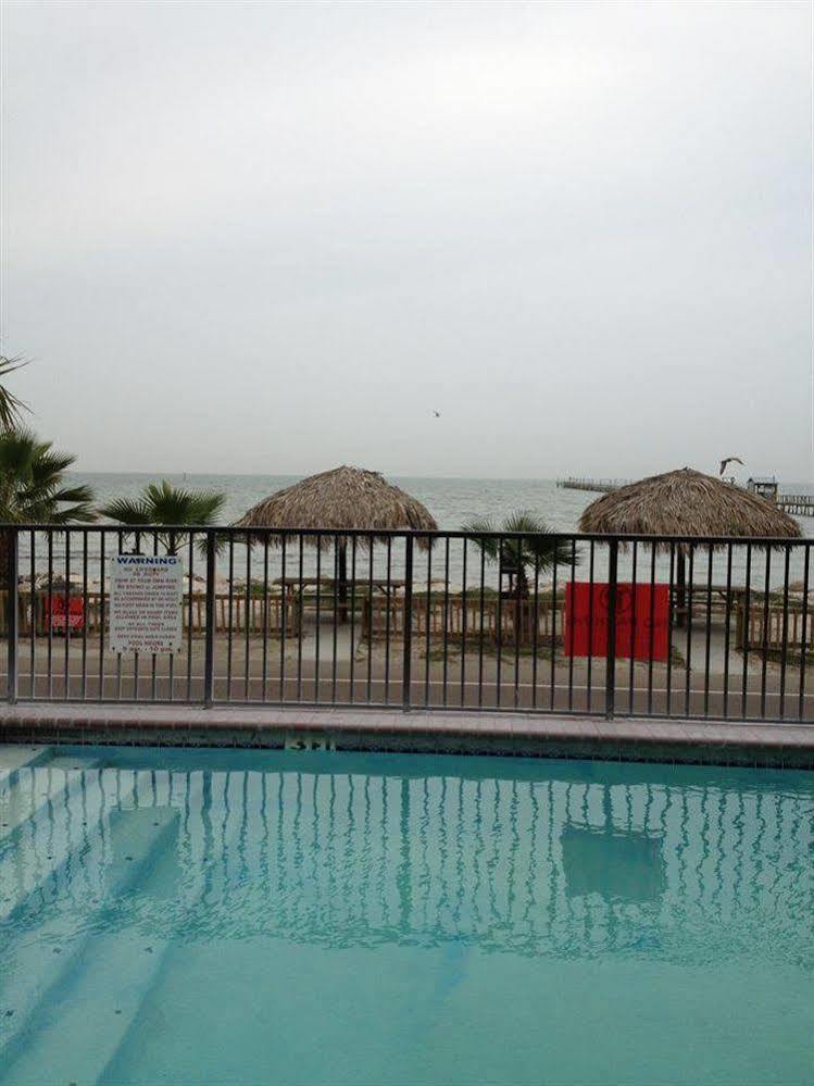 Hunt'S Castle Hotel Rockport Exterior photo